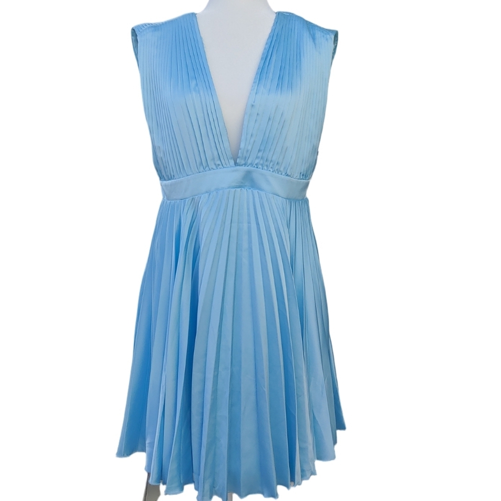 Abercrombie & Fitch Plunge Satin Pleated Formal Dress Sky Blue Women's Large NWT - Picture 3 of 17